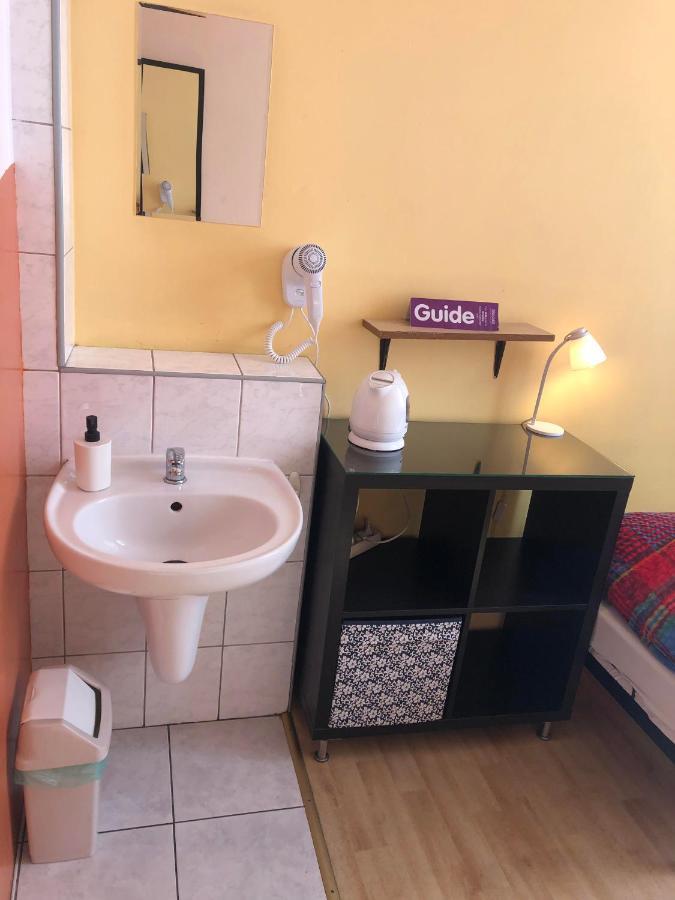 U Szermierzy Hostel Wroclaw Luaran gambar