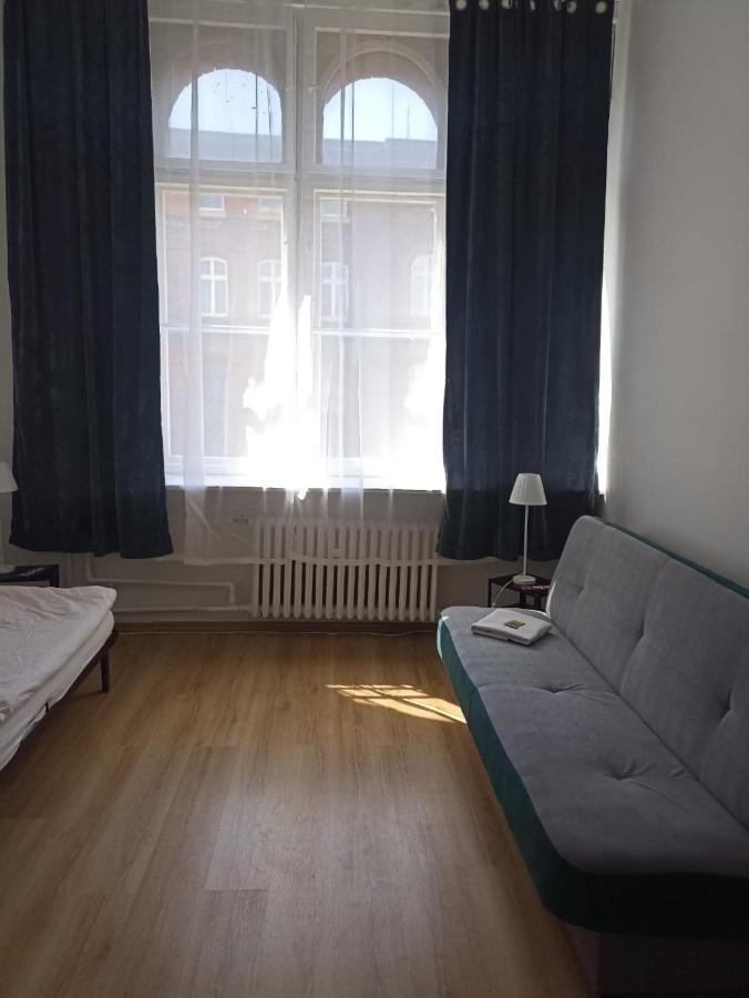 U Szermierzy Hostel Wroclaw Luaran gambar