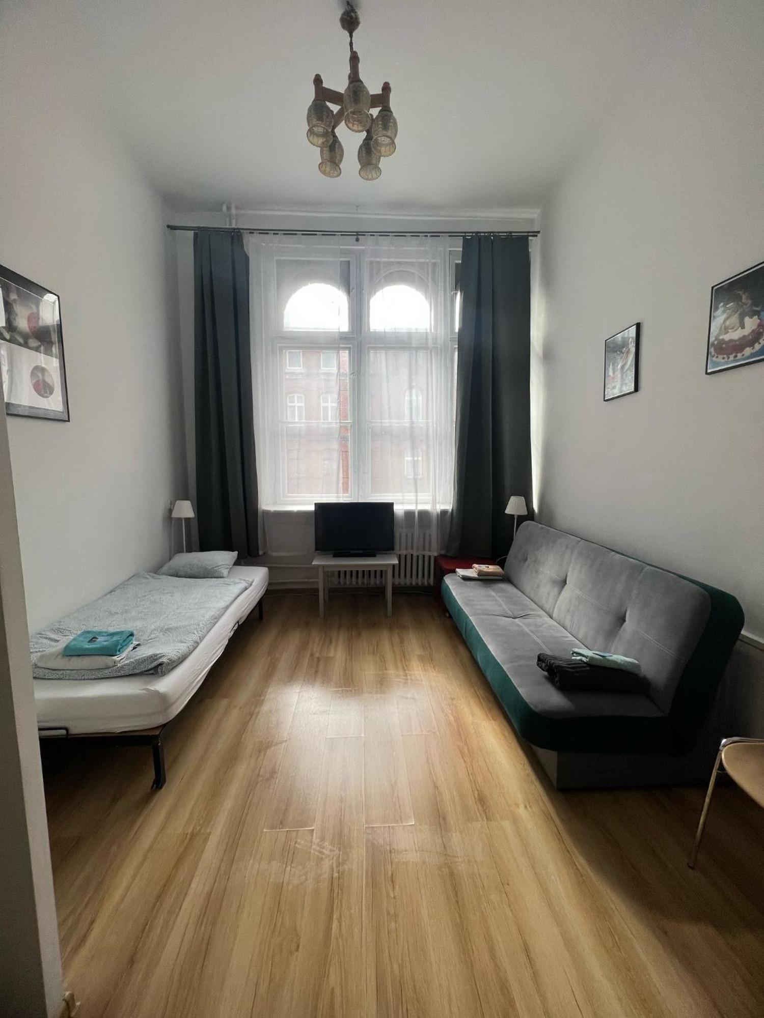 U Szermierzy Hostel Wroclaw Luaran gambar