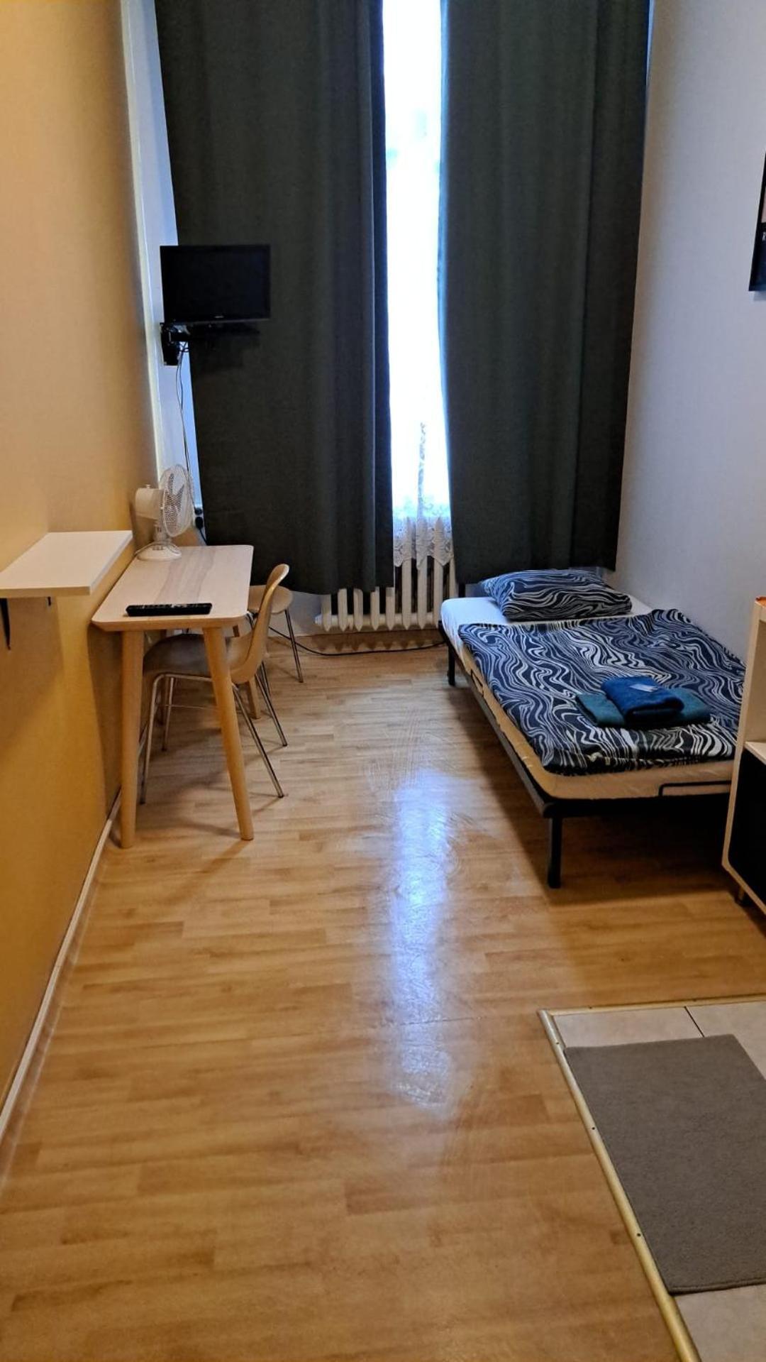 U Szermierzy Hostel Wroclaw Luaran gambar