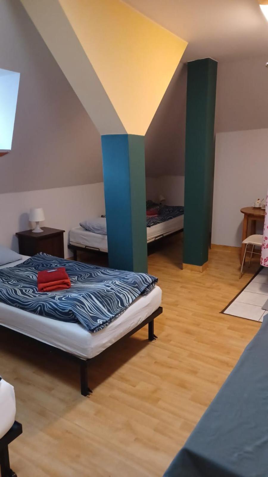U Szermierzy Hostel Wroclaw Luaran gambar