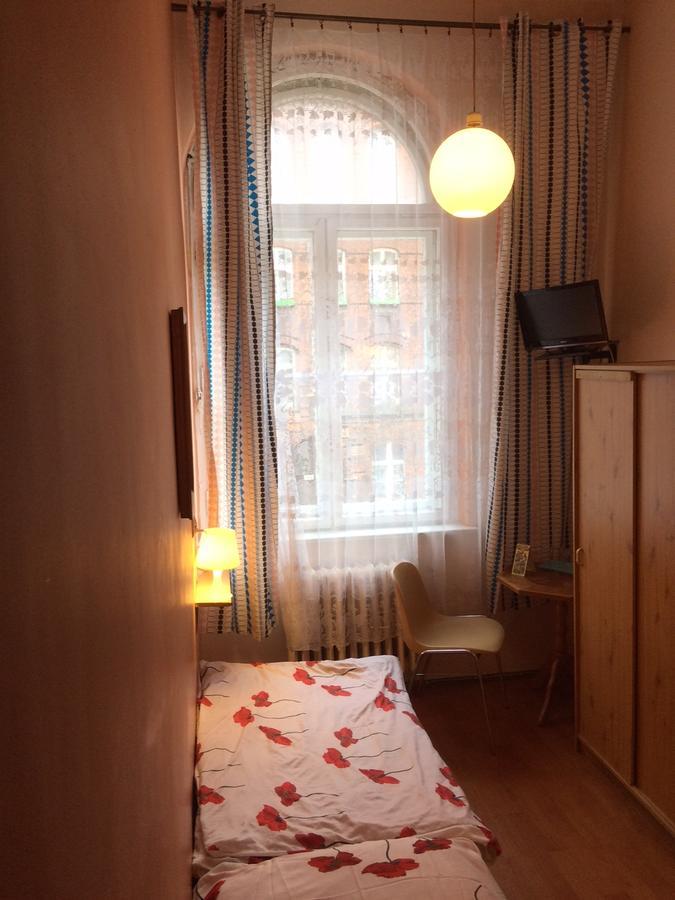 U Szermierzy Hostel Wroclaw Luaran gambar